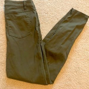Prana Brian Pant- Size 4 short inseam